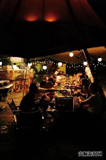 热解锁户外休闲新体验AG真人中国秋日露营(图2)