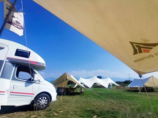 房车自驾旅行生活全指南AG真人车轮上的家:(图2) 房车自驾旅行生活全指南AG真人车轮上的家:(图2)